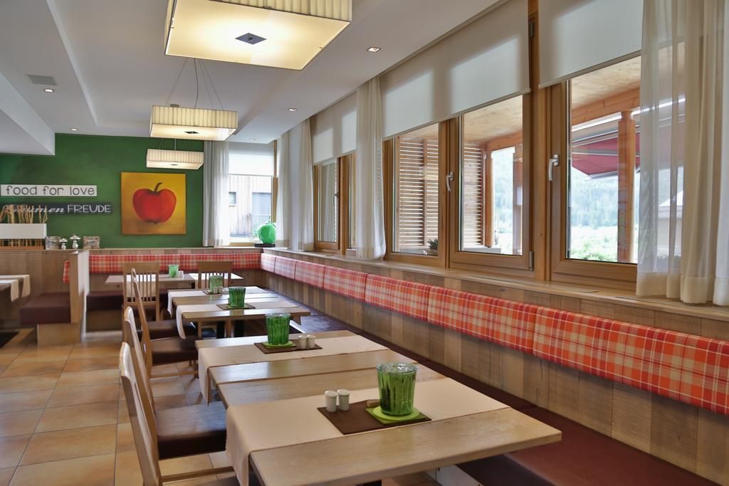 Arlbergerhof Vital Weissensee Extérieur photo